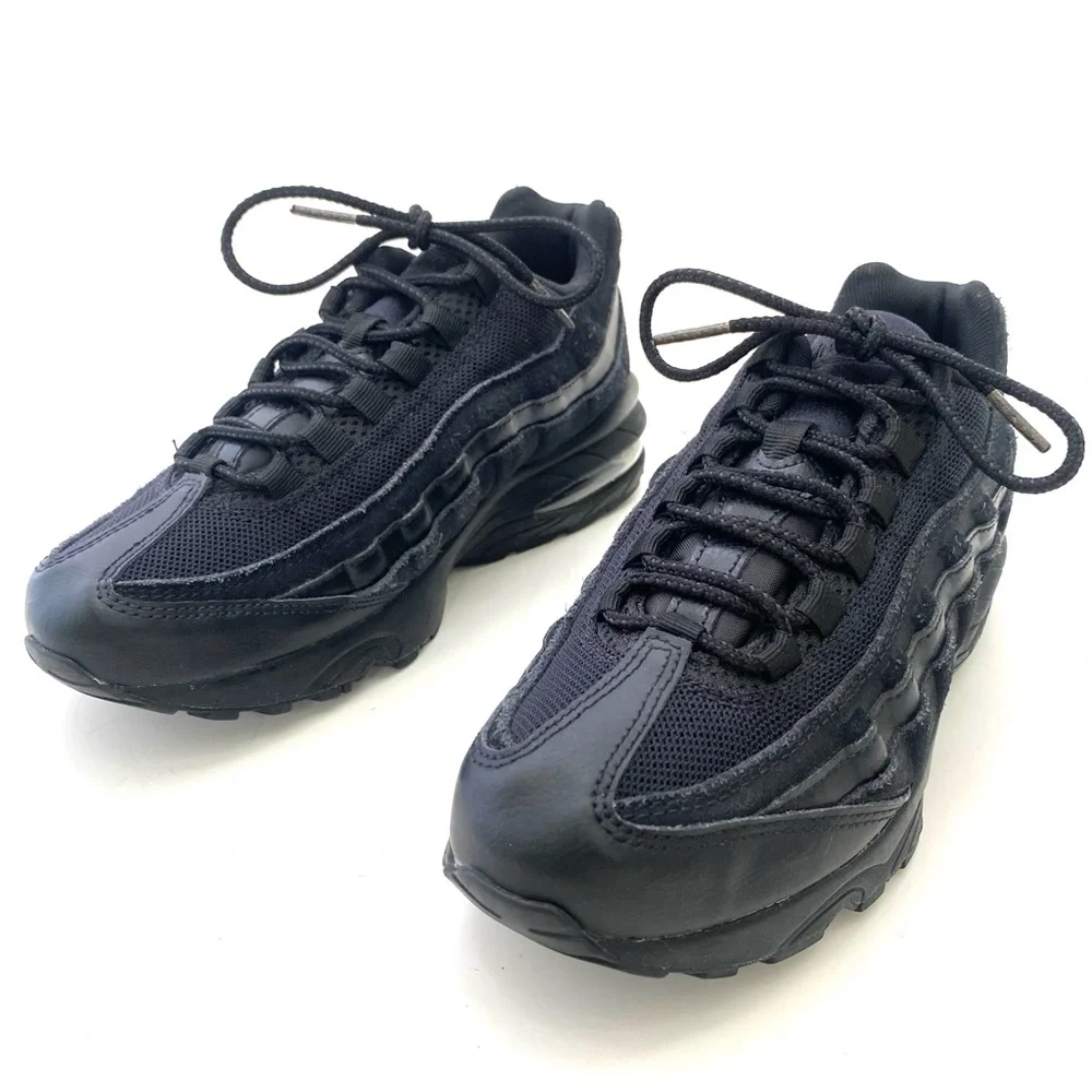 Nike Youth AirMax 95 GS Triple Black Running Trainer